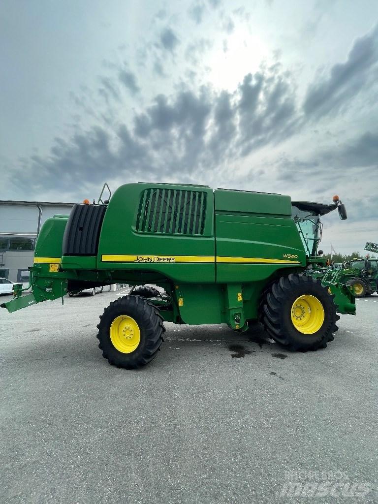John Deere W 540 联合收割机