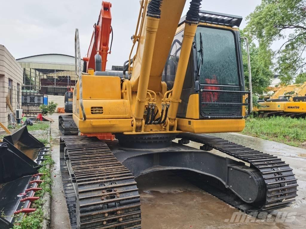 Komatsu PC 220-7 履带挖掘机