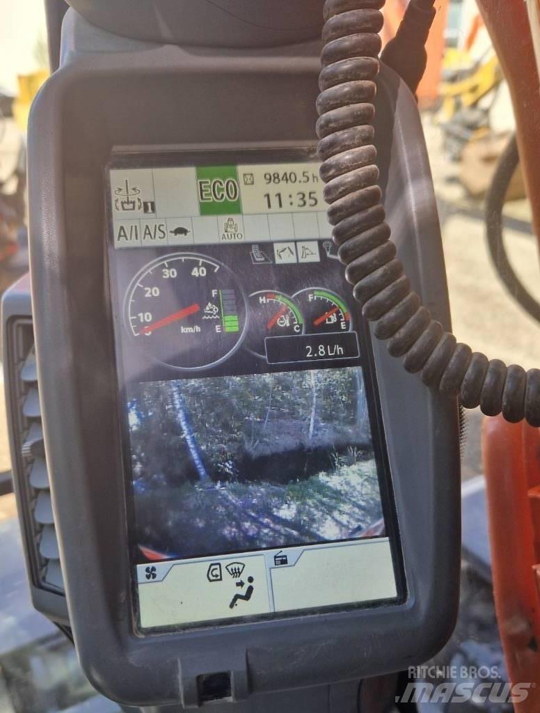 Hitachi ZX 140 W-6 轮式挖掘机