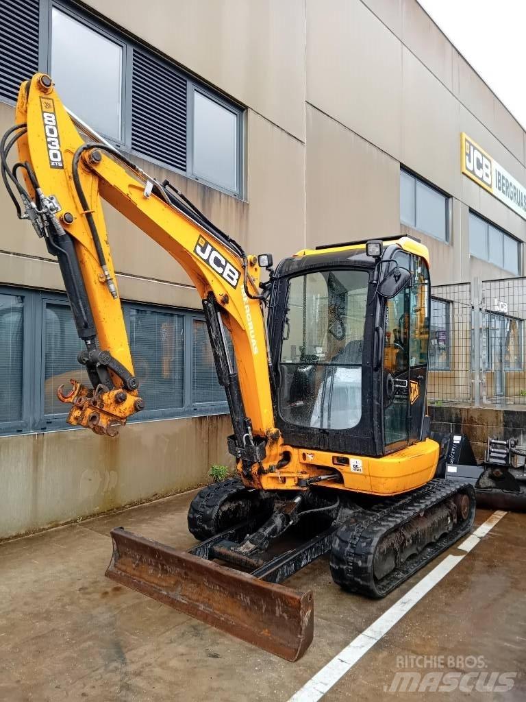 JCB 8030 ZTS 小型挖掘机