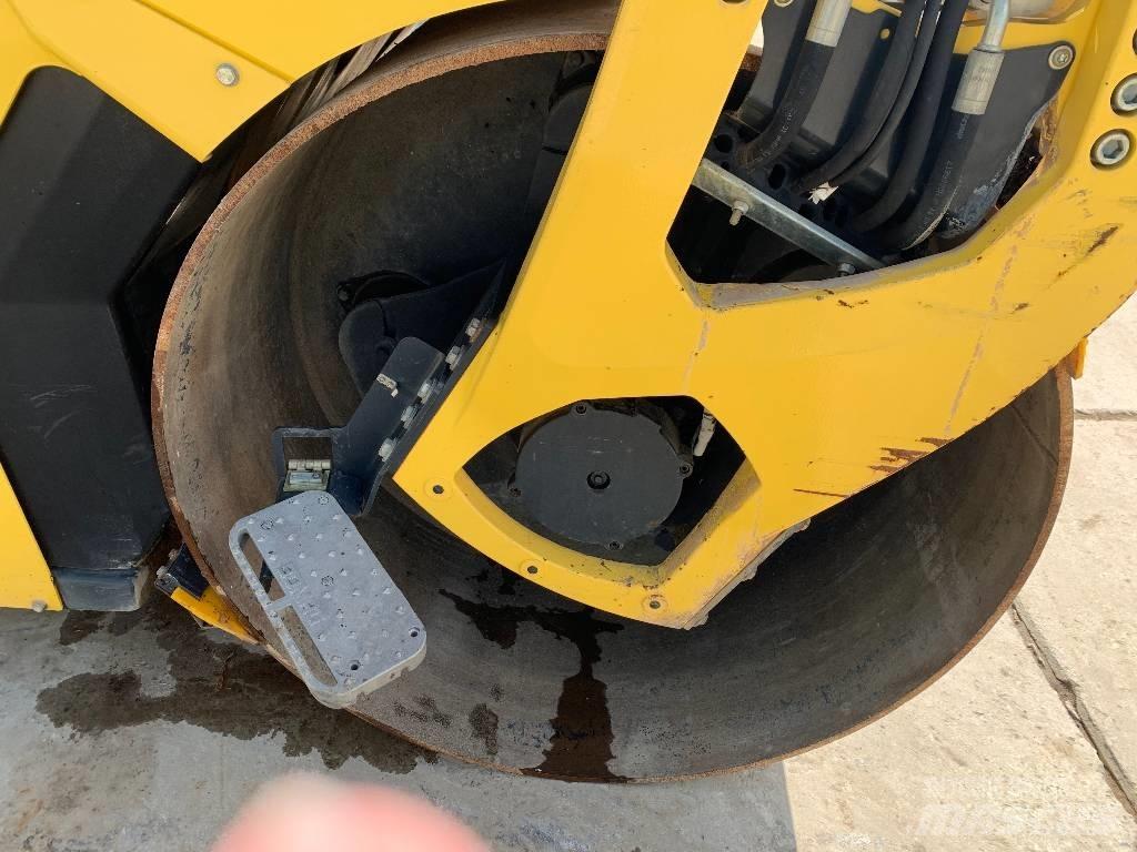 Bomag BW 161 ADO-5 双轮压路机