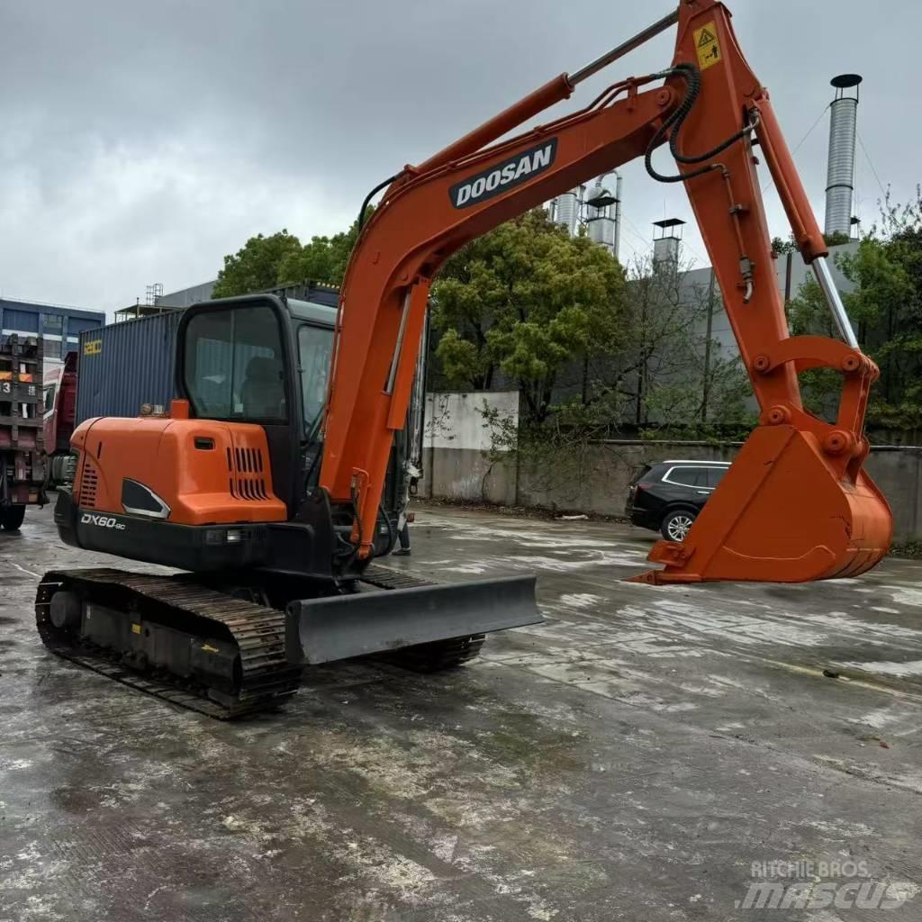 Doosan DX 60-9 C 小型挖掘机
