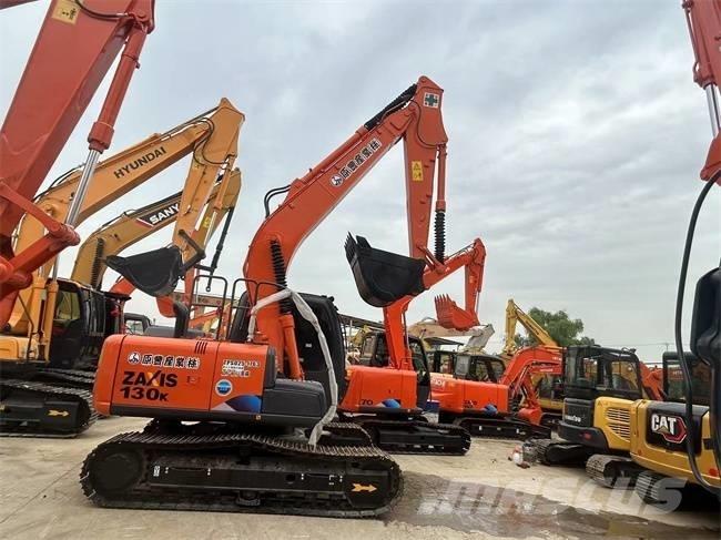 Hitachi ZX 130 履带挖掘机