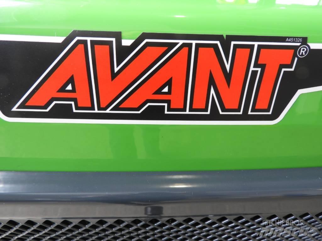Avant 635 滑移装载机