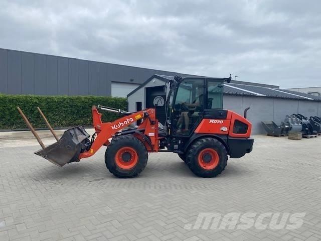 Kubota R 070 轮式装载机