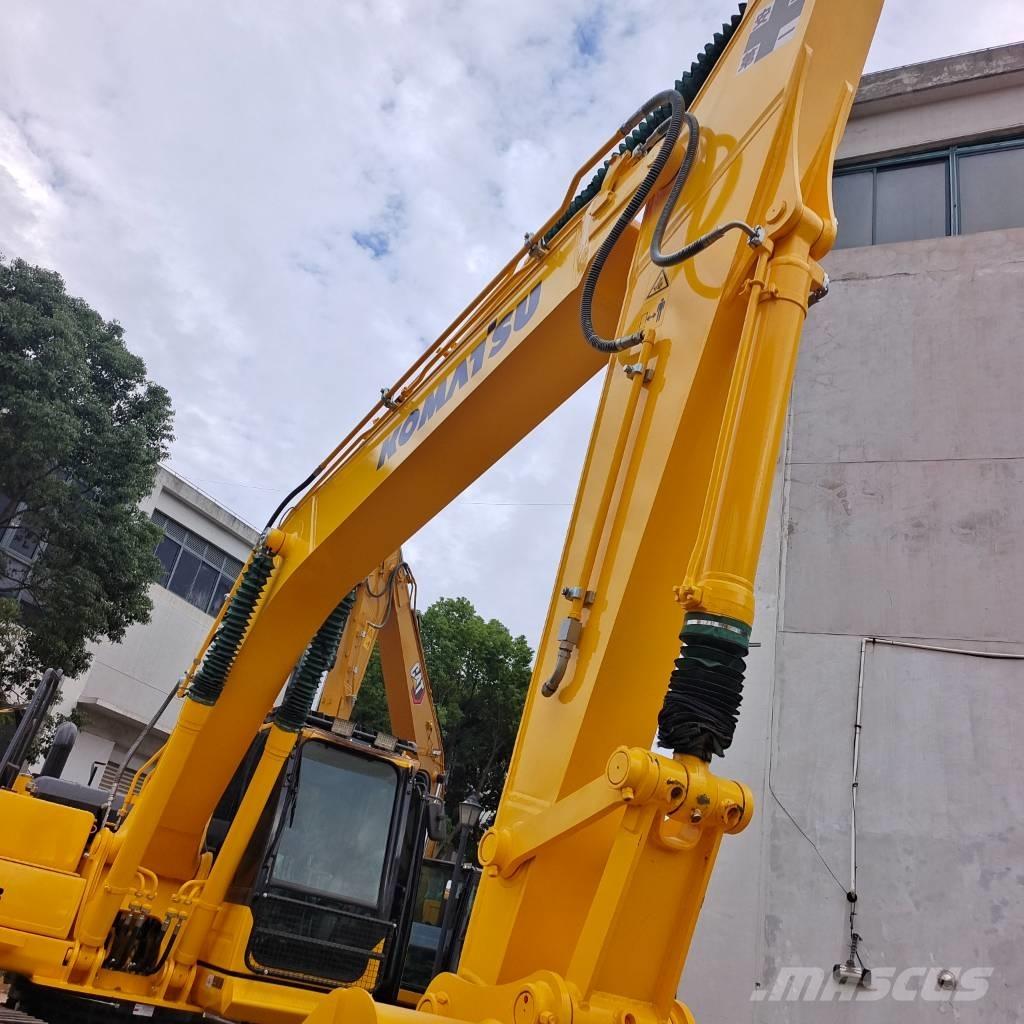 Komatsu PC 220-8 履带挖掘机