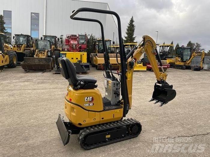 CAT 300.9D 小型挖掘机