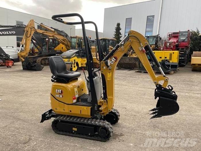 CAT 300.9D 小型挖掘机