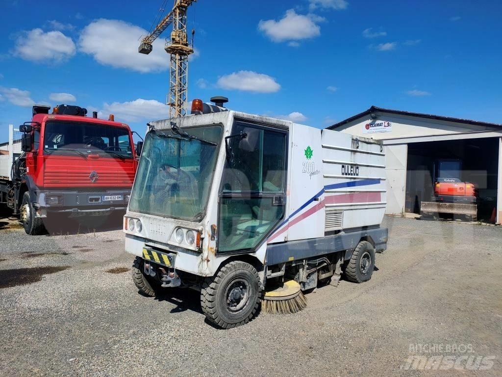 Dulevo 200 Quattro 扫地机