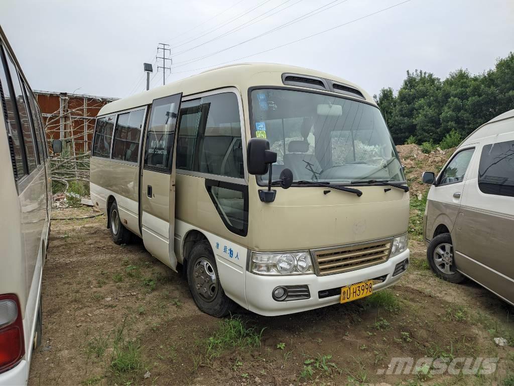 Toyota Coaster Bus 迷你巴士