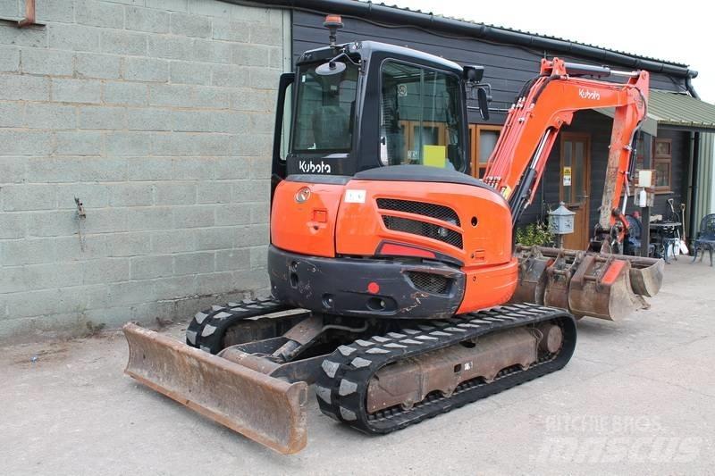 Kubota U 48-4 小型挖掘机