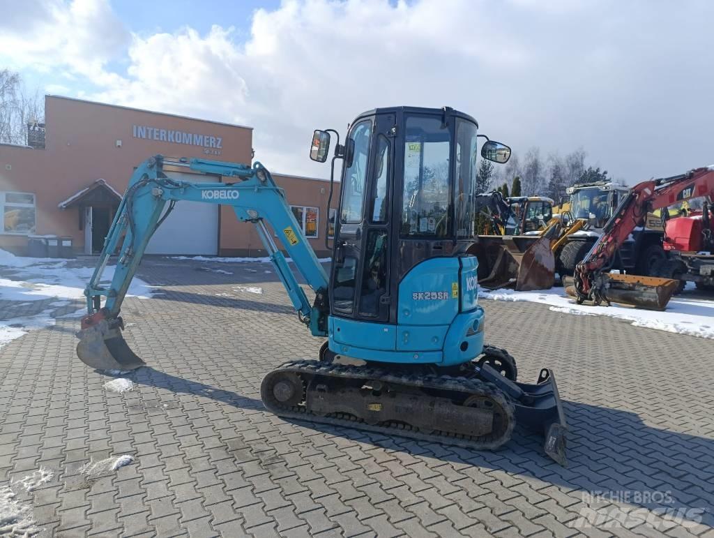 Kobelco SK 25 SR 小型挖掘机