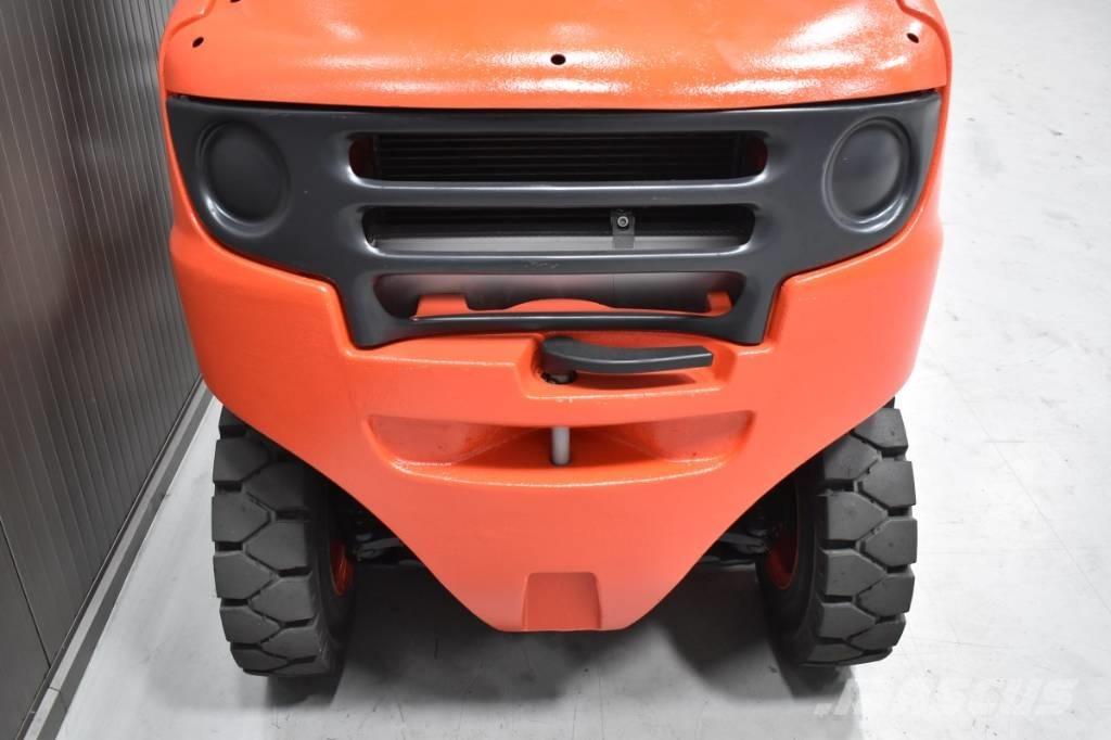 Linde H 25 T 天然气叉车
