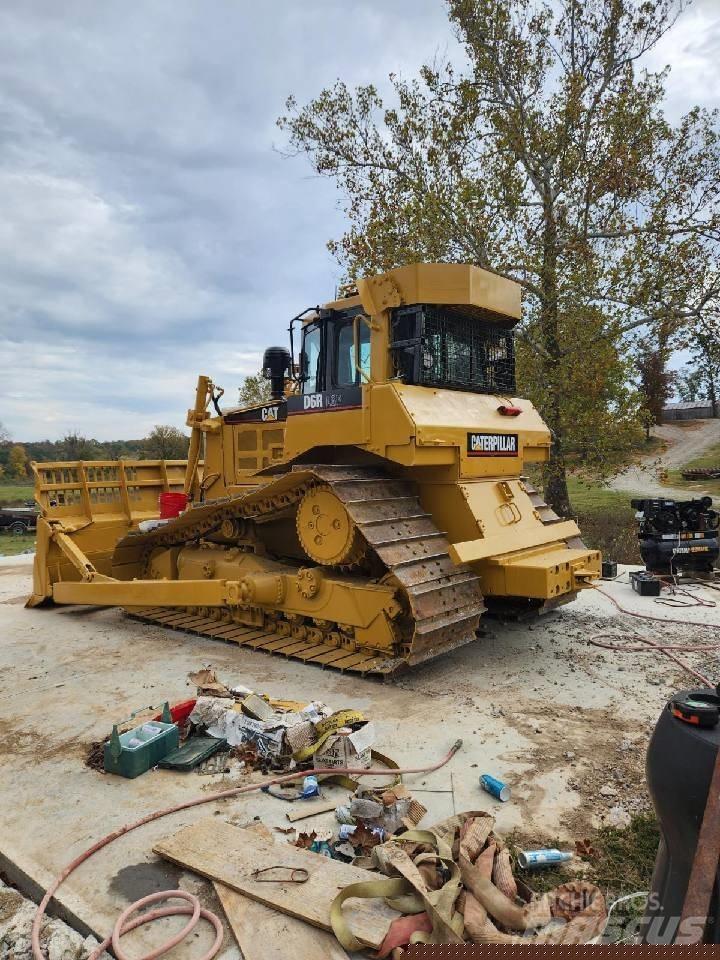 CAT D 6 R 履带式推土机