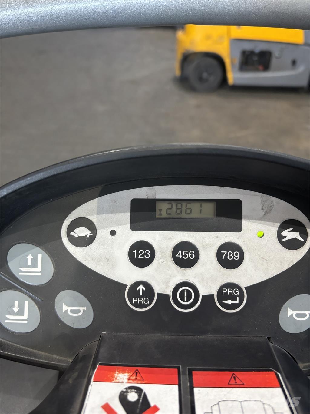 Still EXU-S22 手推堆垛车