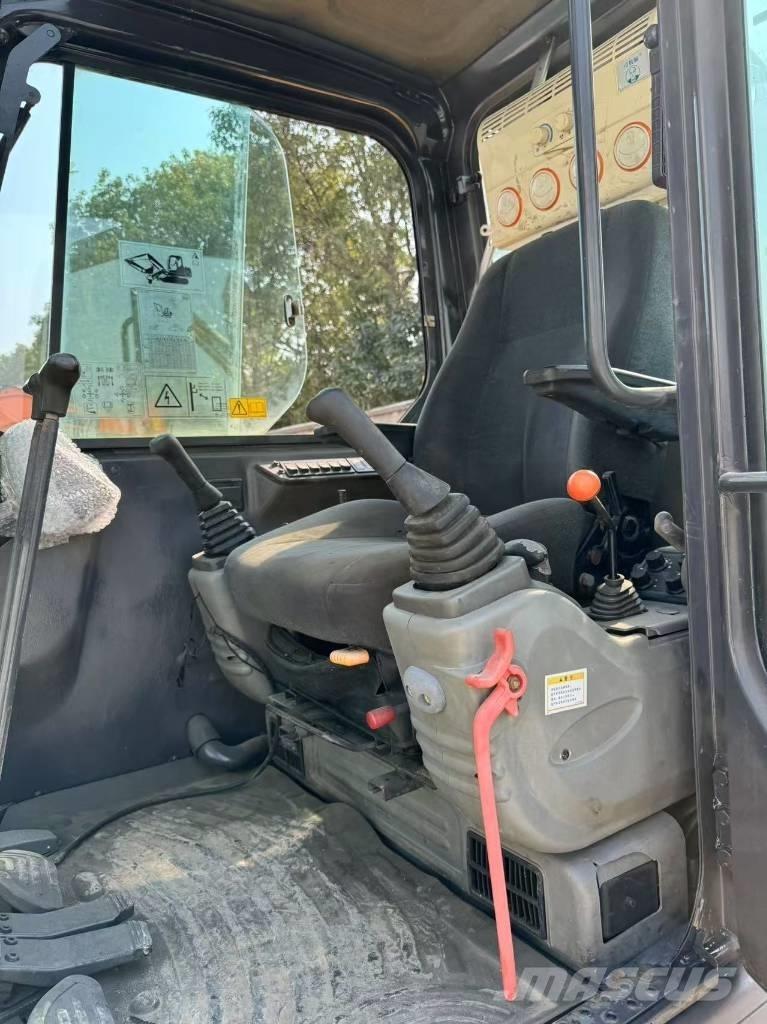 Volvo EC55D 小型挖掘机