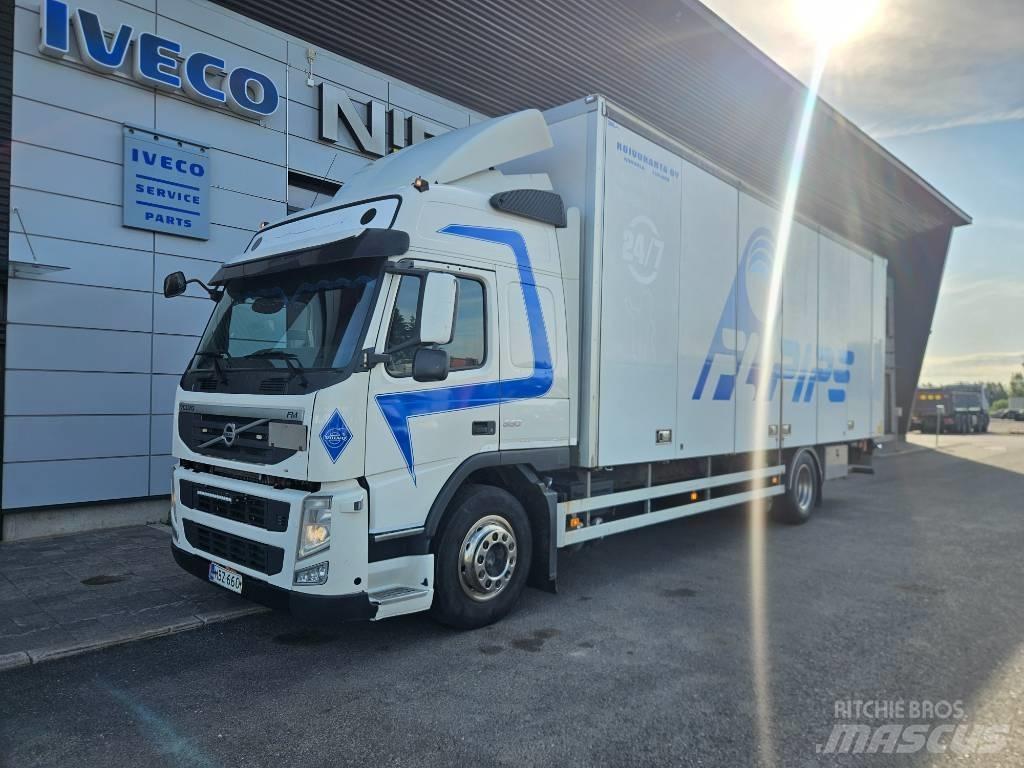 Volvo FM11 厢式货车