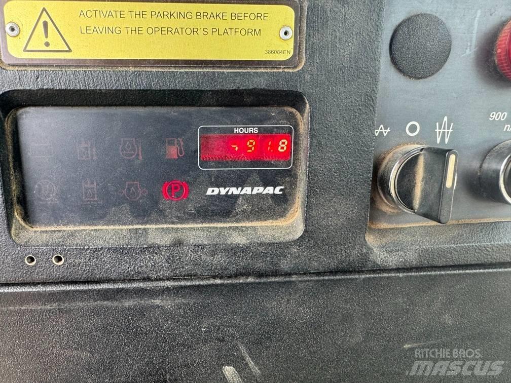 Dynapac CA 152 PD 单轮压路机