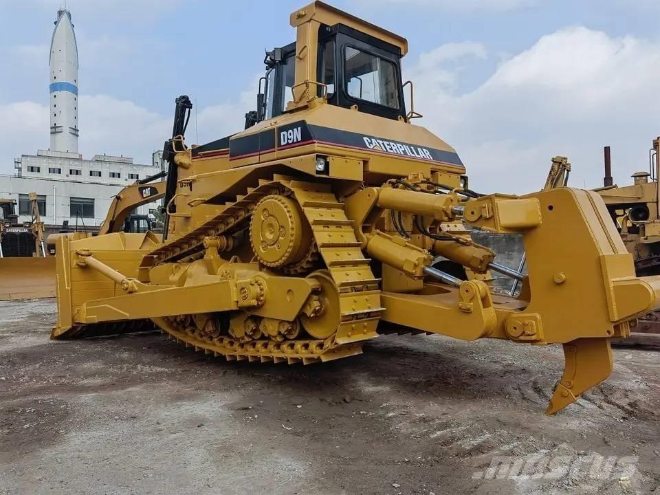 CAT D9N 履带式推土机
