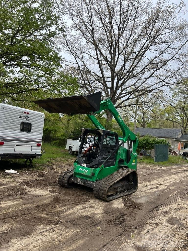 Bobcat T740 滑移装载机