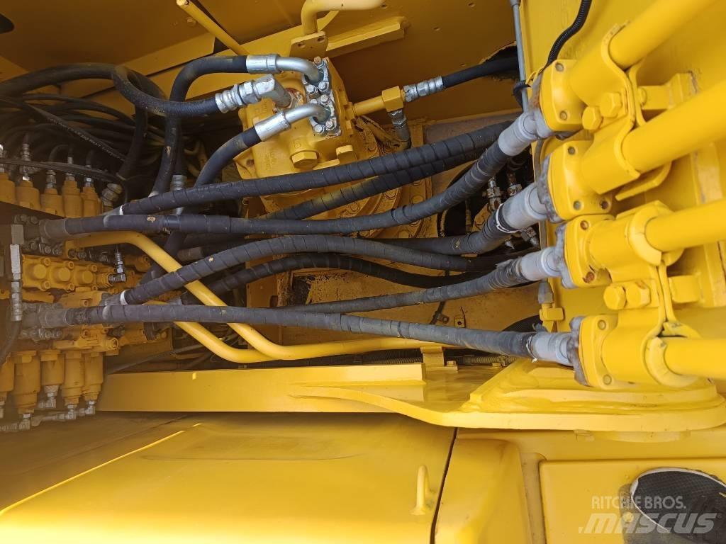 Komatsu PC 200-8 履带挖掘机