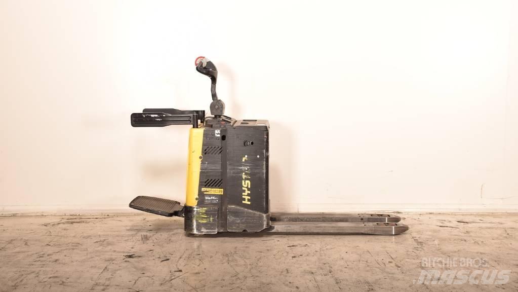 Hyster P 2.0 S 电动搬运车