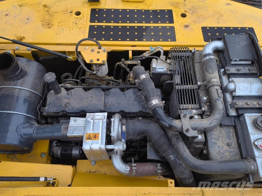 Komatsu PC 220-8 履带挖掘机