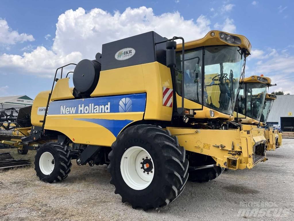 New Holland CSX 7080 联合收割机