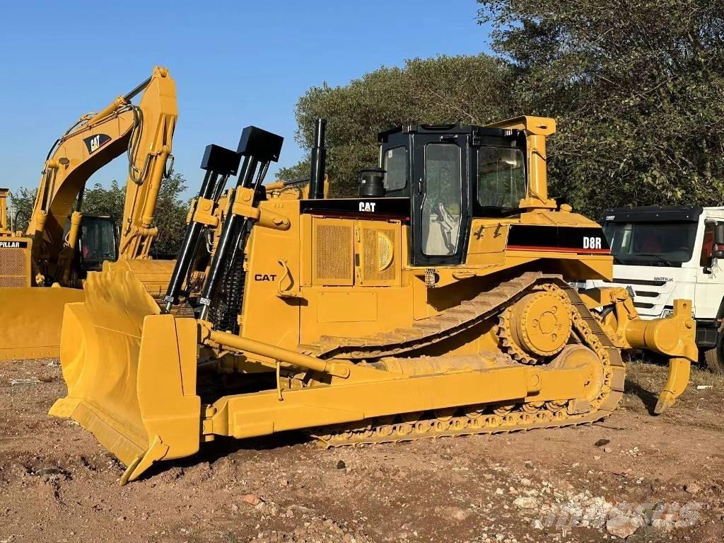 CAT D8R 履带式推土机