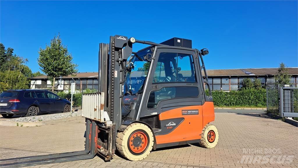 Linde E50HL 电动叉车