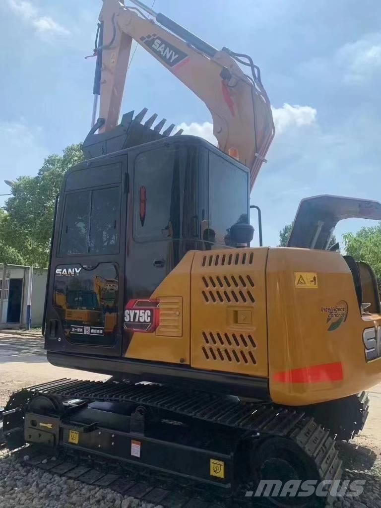 Sany SY75C 中型挖掘机