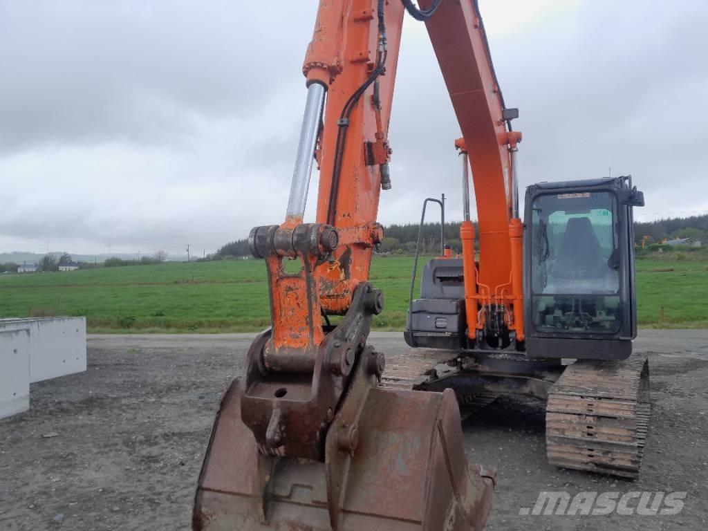 Hitachi Zaxis 130-5 履带挖掘机