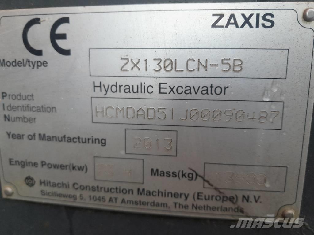 Hitachi Zaxis 130-5 履带挖掘机