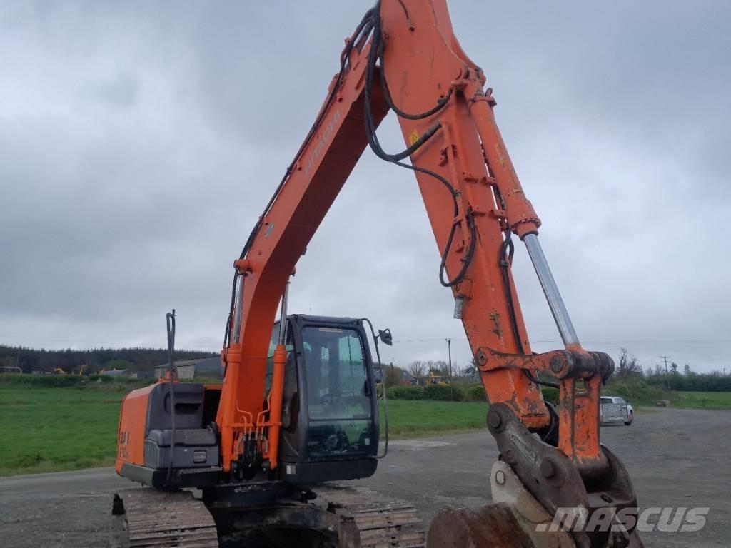 Hitachi Zaxis 130-5 履带挖掘机