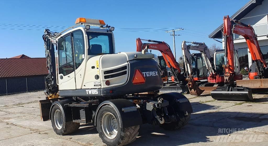 Terex TW 85 轮式挖掘机