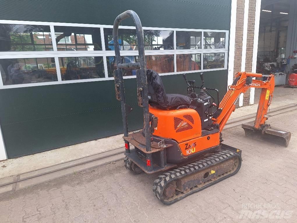 Hitachi ZX10U 小型挖掘机