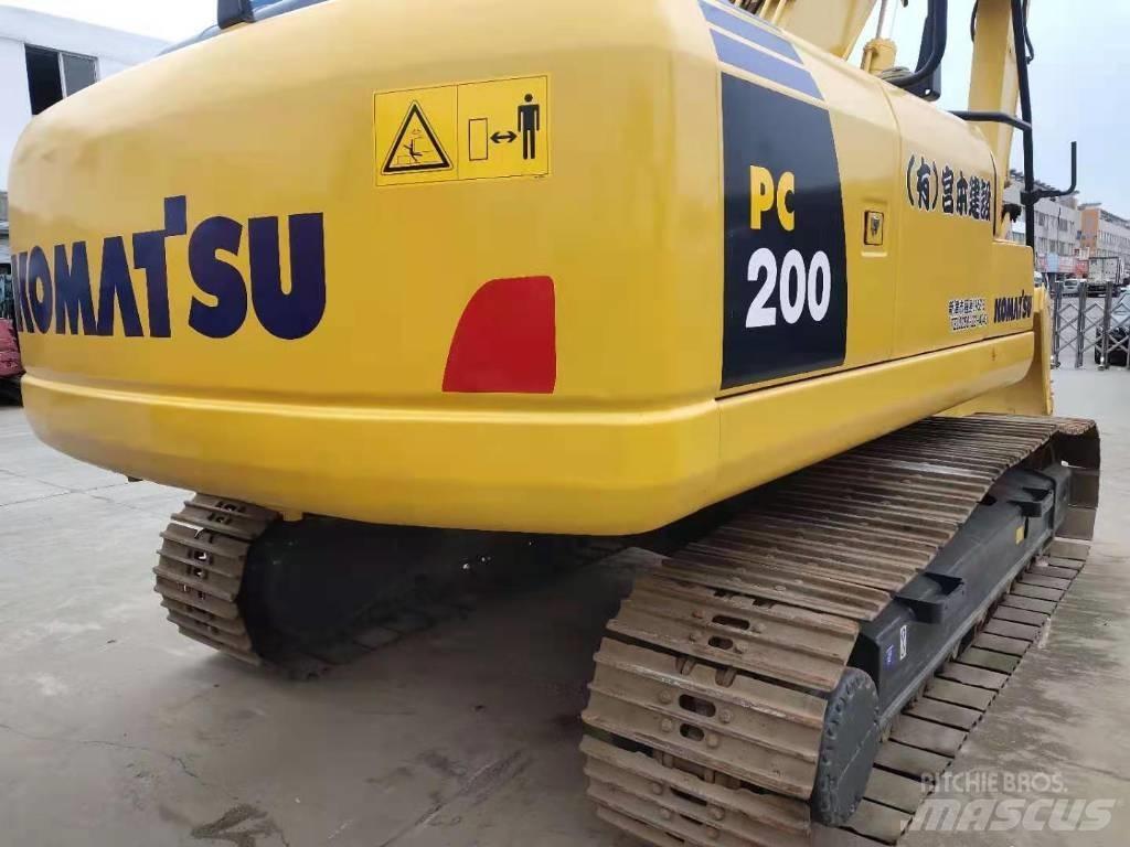 Komatsu PC 200 履带挖掘机