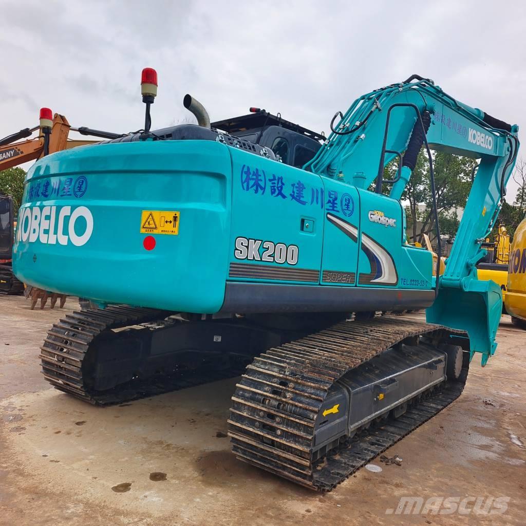 Kobelco SK 200-8 履带挖掘机