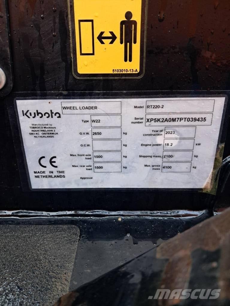 Kubota RT 220-2e 小型装载机