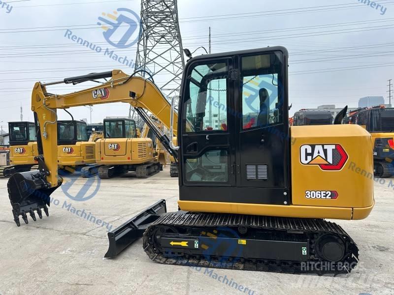 CAT 306E2 小型挖掘机