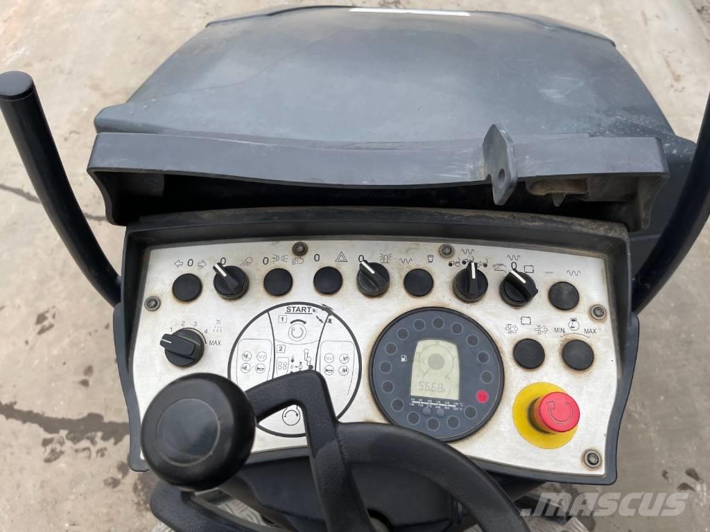 Bomag BW 120 AD-5 双轮压路机