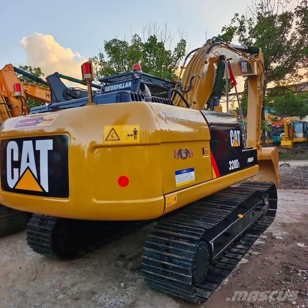CAT 320 D 履带挖掘机