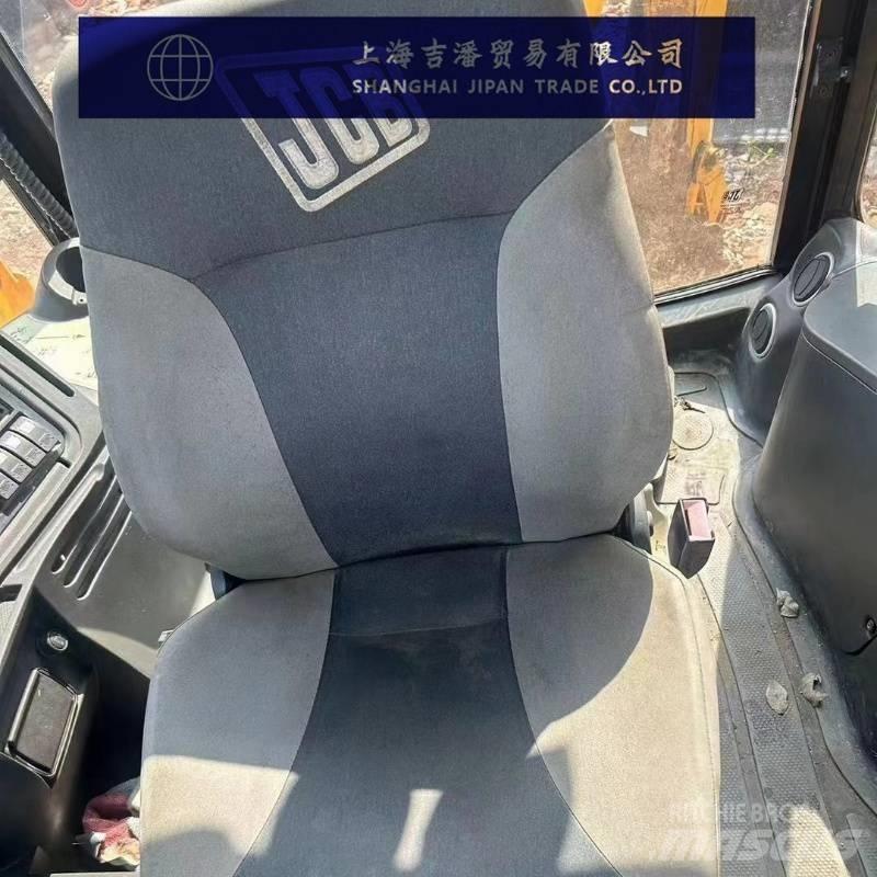 JCB 3 CX 轮式装载机