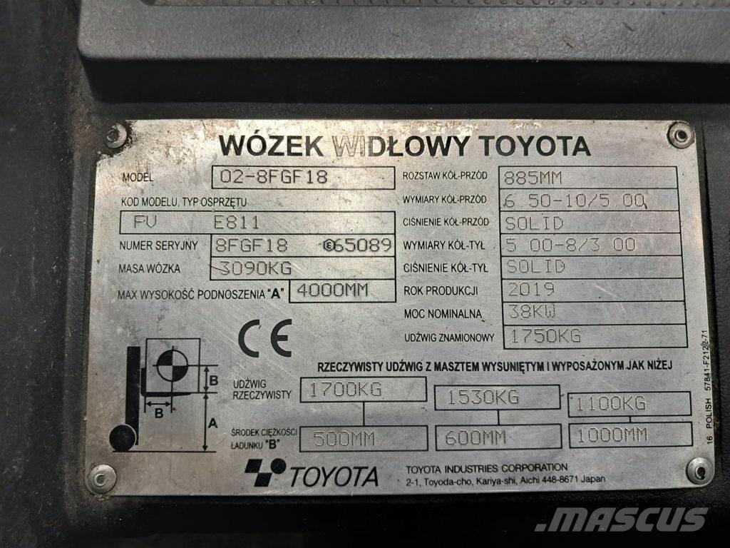 Toyota 02-8FGF18 天然气叉车