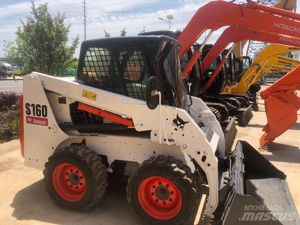 Bobcat S 160 滑移装载机