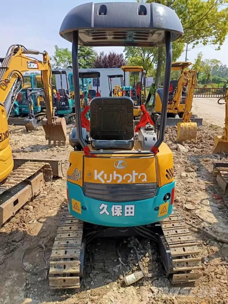 Kubota U 17 小型挖掘机