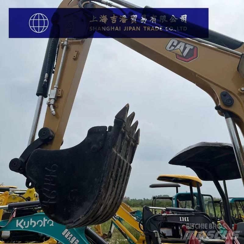 CAT 303.5 E CR 小型挖掘机