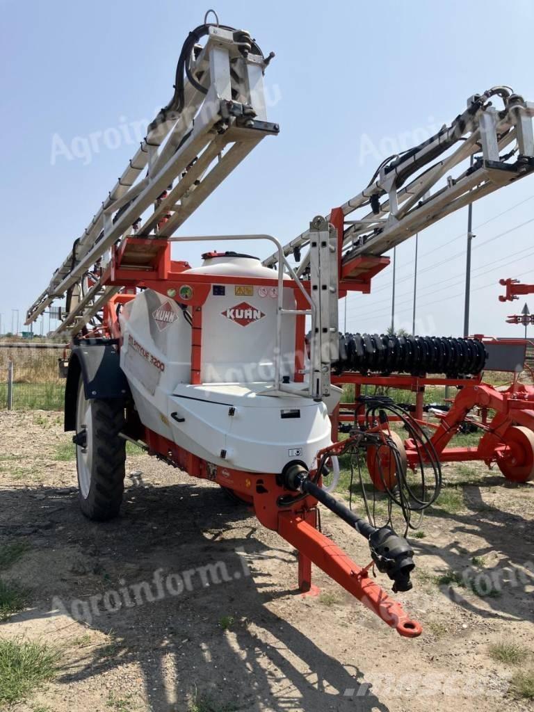 Kuhn Atlantique 3200 牵引式喷雾机
