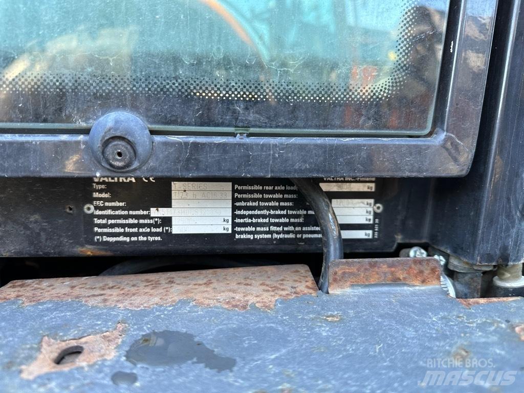 Valtra T 173 拖拉机/农用车