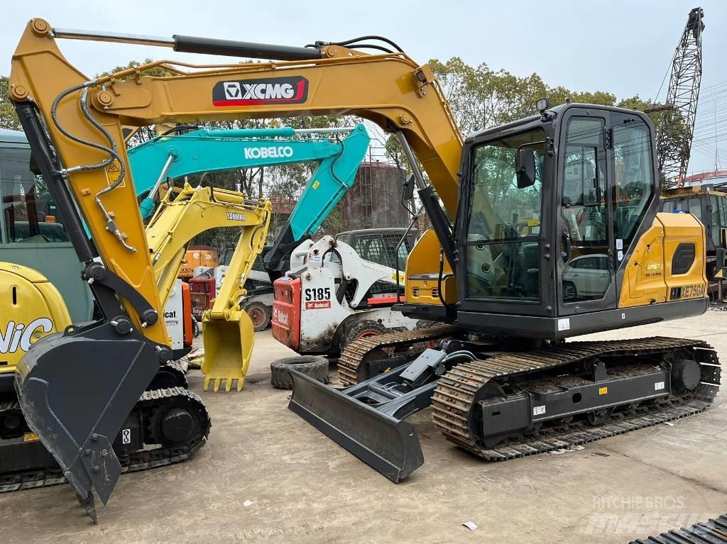 XCMG XE 75 D 中型挖掘机